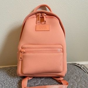 !!!!DO NOT BUY SOLD ON FACEBOOK!!!!